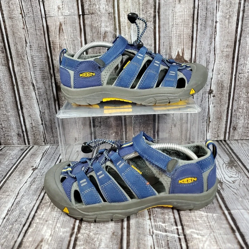 Keen Youth Newport H2 Waterproof Sandals Blue Yellow Hiking Outdoor Trail Size 5